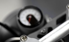 Kawasaki W650 Préparation Tracker - Scrambler - Age of Glory - Egerie Moto