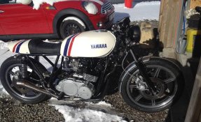 Yamaha XS 850 3 cylindres Café Racer