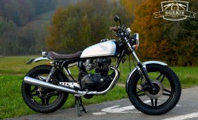 Honda CB400N de 1981 façon Scrambler