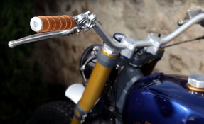 Kawasaki W650 Préparation Tracker - Scrambler - Age of Glory - Egerie Moto