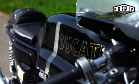 Ducati 750 GT 1972 Café Racer IMOLA - couple conique