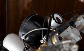 Kawasaki W650 Préparation Tracker - Scrambler - Age of Glory - Egerie Moto