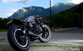 Honda CM400T 1980 Café Racer - Bobber Bratstyle