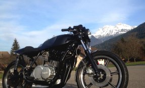 Yamaha XS 850 3 cylindres Café Racer