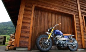 Kawasaki W650 Préparation Tracker - Scrambler - Age of Glory - Egerie Moto
