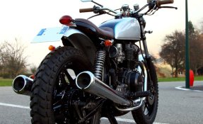 Honda CB400N de 1981 façon Scrambler