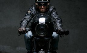 Ducati 750 GT 1972 Café Racer façon IMOLA Sport 750SS Bevel Twin - Couple (…)